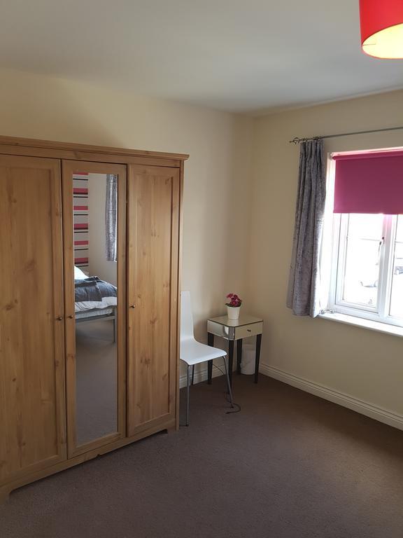 4 Bedroom Townhouse *